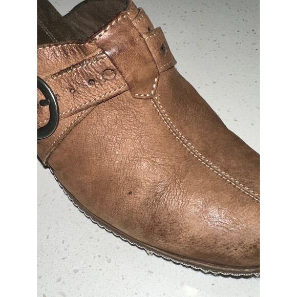 Clarks Bendables Women’s Leather Mules Slip on Comfort adjustable Buckle Size 8M - Picture 10 of 10